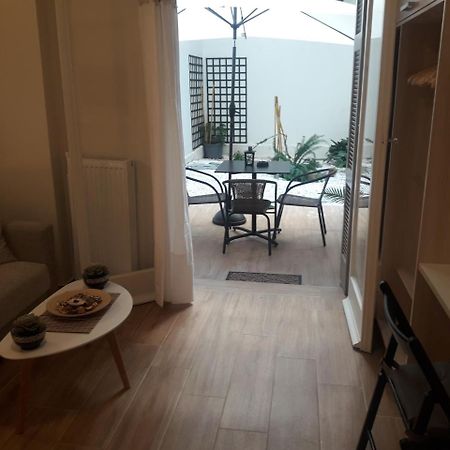 Studio Posh With Garden In Kolonaki Athènes Extérieur photo